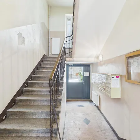 Daire Superapart Mala 7a Near The Wilenski Metro Station *