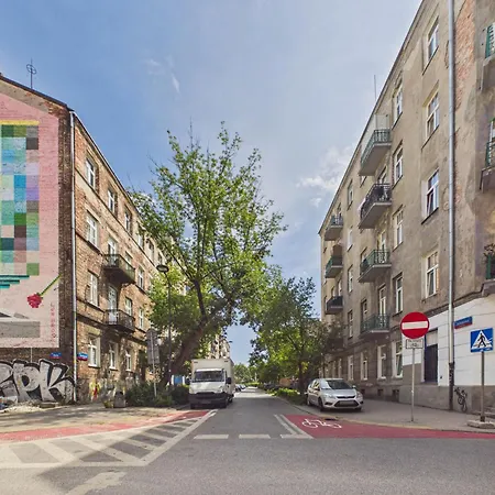 Superapart Mala 7a Near The Wilenski Metro Station Daire Varşova
